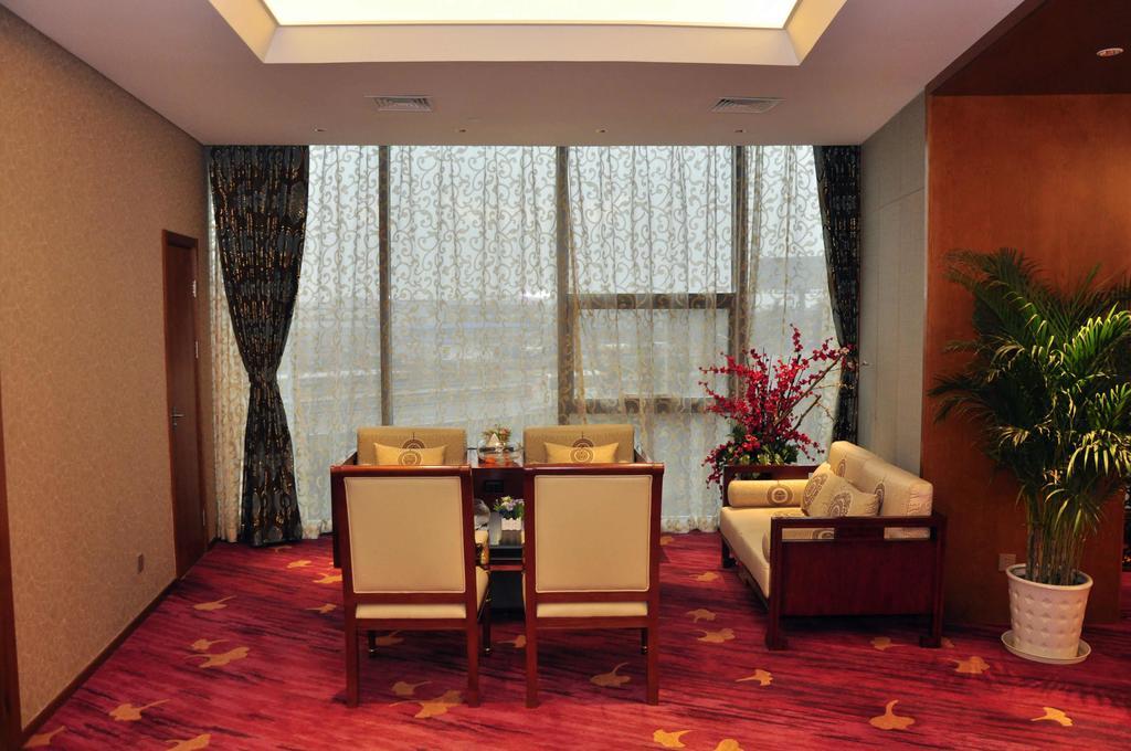 Ramada Nanjing Hotel Nanking Buitenkant foto