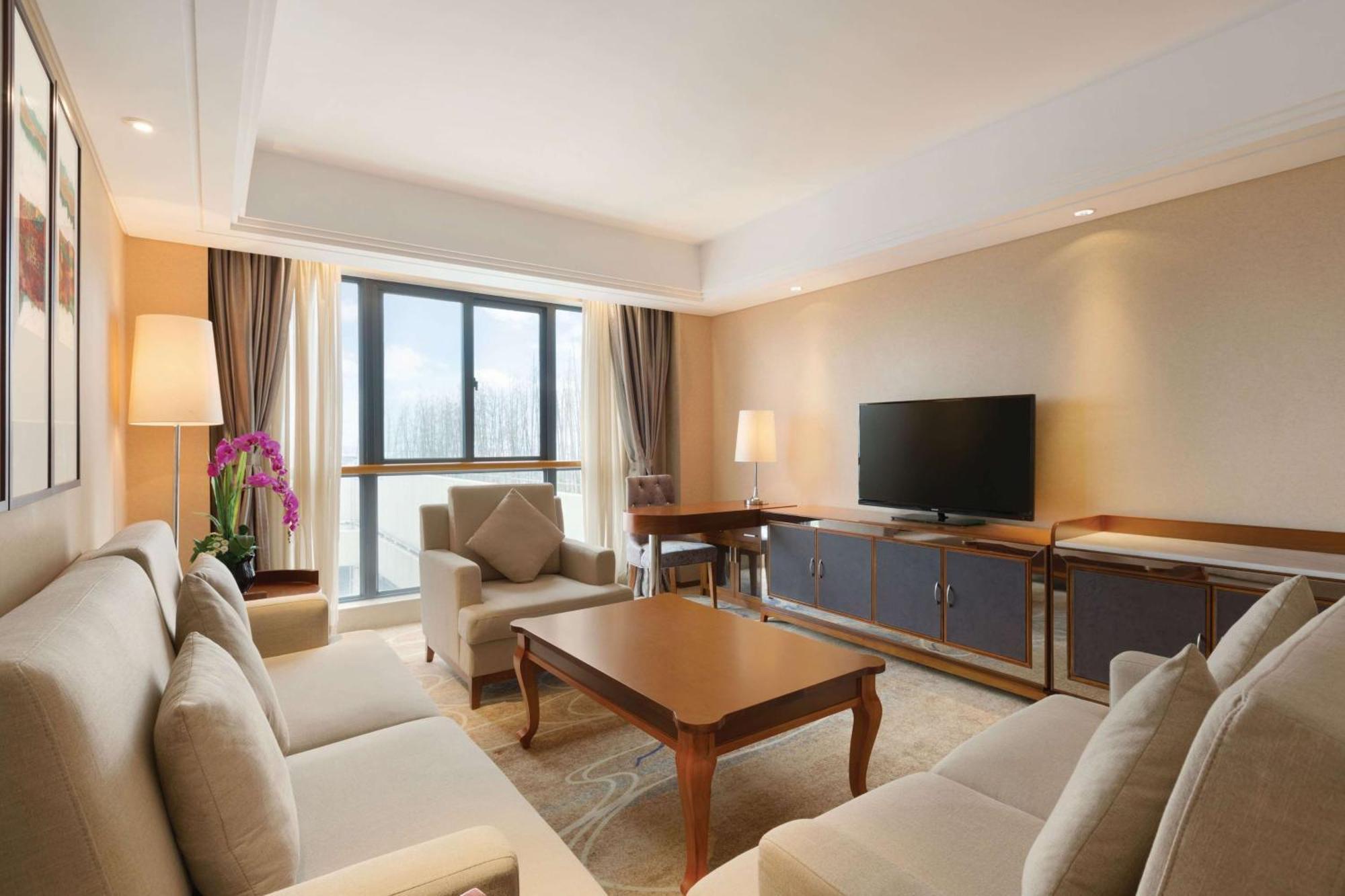 Ramada Nanjing Hotel Nanking Buitenkant foto