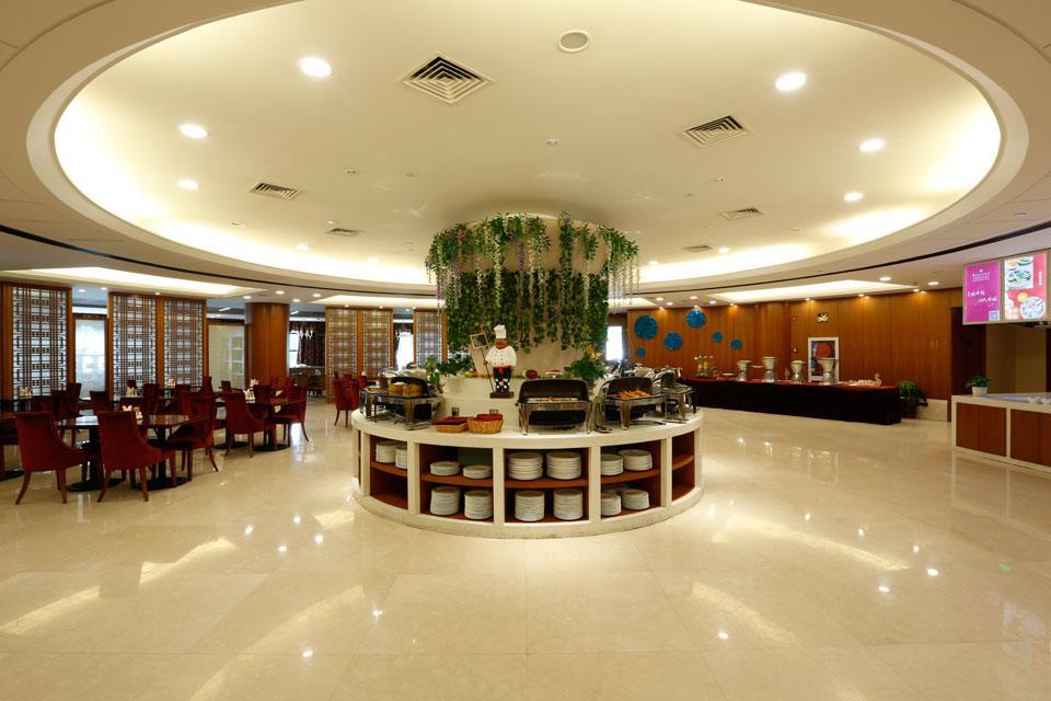 Ramada Nanjing Hotel Nanking Buitenkant foto