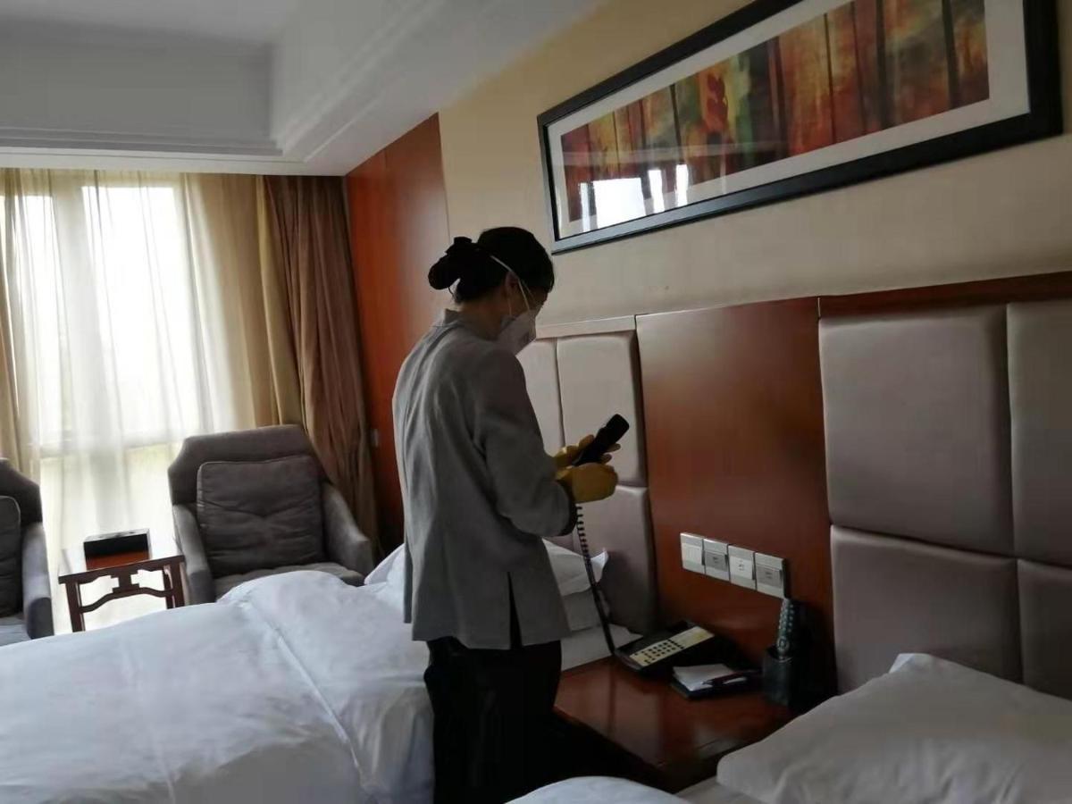 Ramada Nanjing Hotel Nanking Buitenkant foto